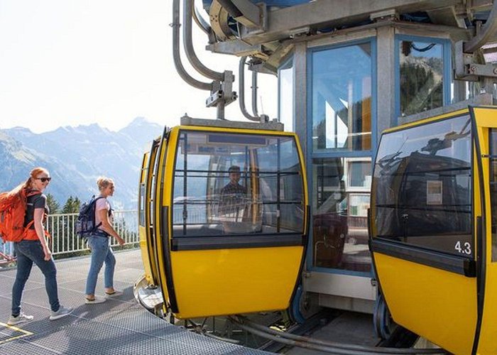 Gondelbahn Hüttenberg-Grotzenbüel Gondelbahn Hüttenberg - Grotzenbüel, Braunwald - Braunwald - Guidle photo