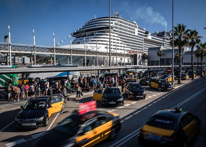Cruise Port Terminal Barcelona pushes cruise ships out of its city center | CNN photo