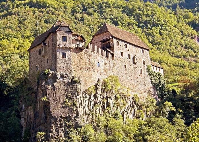 Castle Roncolo Castle trail "Castelronda" San Genesio variation A, Nobls/Nobls ... photo