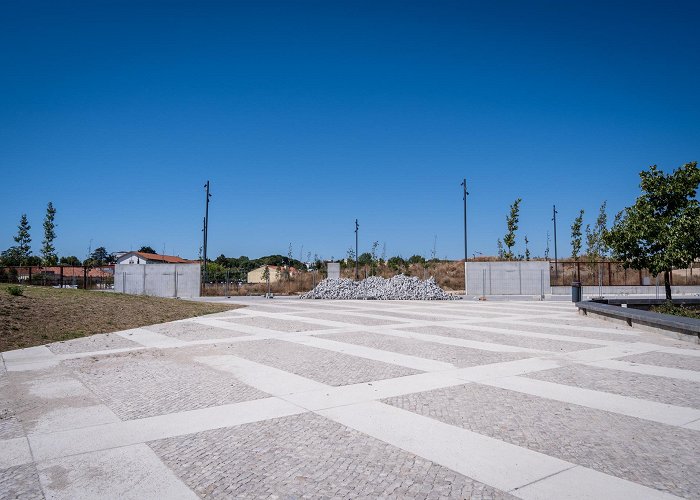 Feira Popular Feira Popular, Urban Park or both? The future of Pontinha is under ... photo