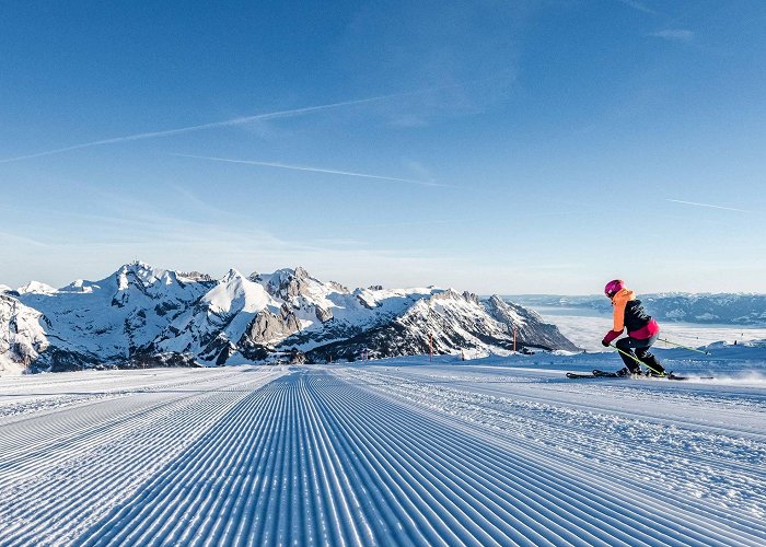 Chäserugg Skiing on the Chäserrugg photo