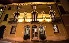 Hotel Due Mori Vicenza Exterior photo