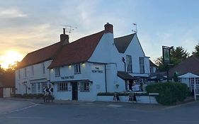 Stay And Relax At The Yew Tree Manuden Exterior photo