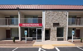 Red Roof Inn Dumfries-Quantico Exterior photo