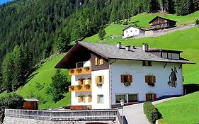 Garni Kostner Hotel Ortisei Exterior photo