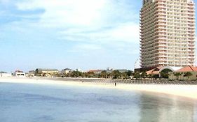 The Beach Tower Okinawa Csatan Exterior photo