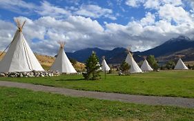 Dreamcatcher Tipi Hotel Gardiner Exterior photo