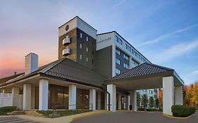 Courtyard Chicago Elmhurst/Oakbrook Area Hotel Exterior photo