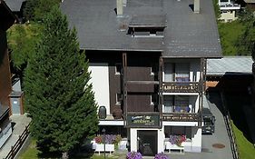 Ambiente Guesthouse Saas Fee Exterior photo