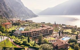 Hotel Caravel Limone sul Garda Exterior photo