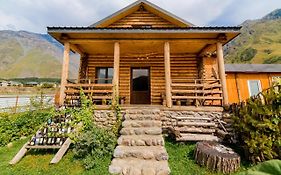 Old Hut Villa Kazbegi Exterior photo