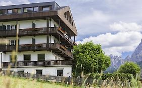 Hotel Strobl Sexten Exterior photo