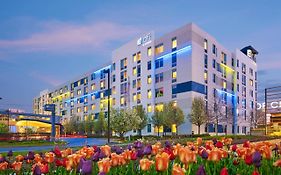 Aloft Chicago O'Hare Hotel Rosemont Exterior photo