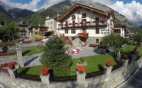 Hotel Des Glaciers Courmayeur Exterior photo