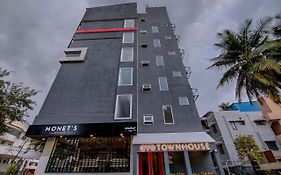 Oyo Townhouse 035 Indiranagar Hotel Bengaluru Exterior photo