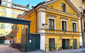 Lilla Brunn Hostel Stockholm Exterior photo