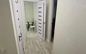 Ahmetova 6 7 Apartman Almati Exterior photo