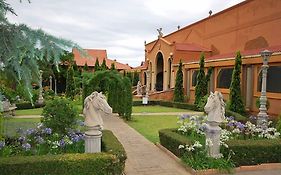 Midrand Conference Centre Hotel Exterior photo