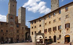 Leon Bianco Hotel San Gimignano Exterior photo