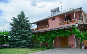 Old Bridge B&B Jegegnadzor Exterior photo