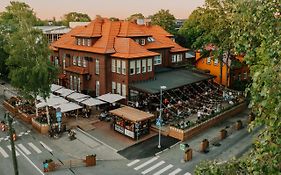 Hotel Villa Wesset Pärnu Exterior photo