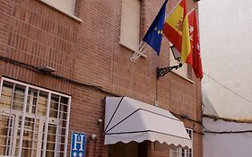 Hotel Cuatro Canos Alcalá de Henares Exterior photo