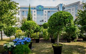 Campanile Paris Cdg Airport Villepinte Roissy-en-France Exterior photo