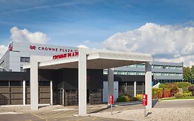 Crowne Plaza Manchester Airport, An Ihg Hotel Hale  Exterior photo