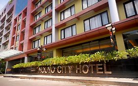 Nouvo City Hotel Bangkok Exterior photo