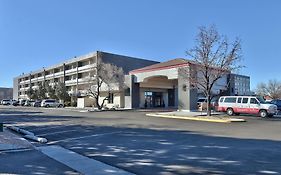 Ramada By Wyndham Albuquerque Midtown Hotel Exterior photo