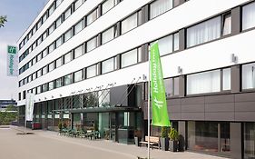 Holiday Inn Munich - Leuchtenbergring, An Ihg Hotel Exterior photo