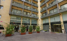 Ramada By Wyndham Downtown Beirut Hotel Exterior photo