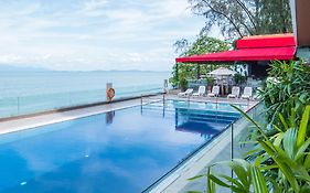 Hotel Sentral Seaview @ ​Beachfront Tandzsung Bungah Exterior photo