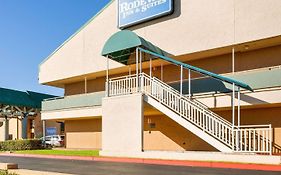 Rodeway Inn & Suites South Of Fiesta Park San Antonio Exterior photo