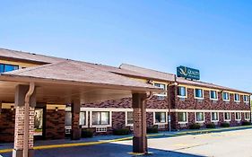 Quality Inn & Suites Champaign Exterior photo