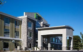 Holiday Inn Express & Suites Carlisle, An Ihg Hotel Exterior photo