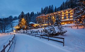 Beausite Park Hotel & Spa Wengen Exterior photo