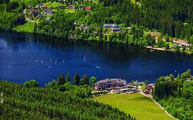 Maritim Titisee Hotel Exterior photo