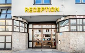 B&B Hotel Munchen-Hbf Exterior photo