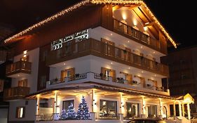 Hotel Villa Cima Undici Pozza di Fassa Exterior photo