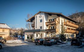 Hotel Garni Entstrasser Kitzbühel Exterior photo