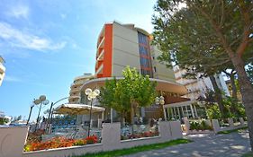 Hotel Fenice Gluten Free Milano Marittima Exterior photo