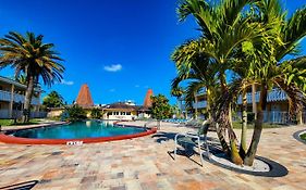 Holiday Hotel Exterior photo