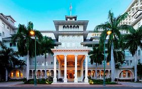 Moana Surfrider, A Westin Resort & Spa, Waikiki Beach Honolulu Exterior photo