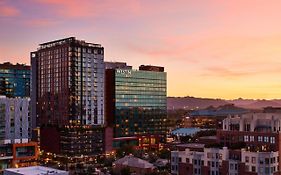 The Westin Tempe Hotel Exterior photo