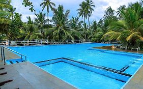 Lagoon Paradise Beach Resort Tangalle Exterior photo