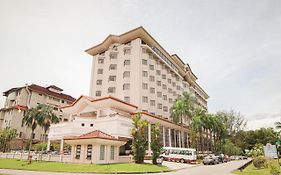 Mulia Hotel Bandar Seri Begawan Exterior photo