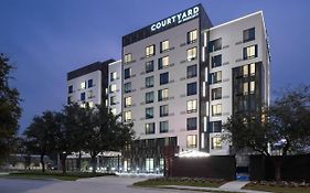 Courtyard By Marriott Houston Heights/I-10 Hotel Exterior photo
