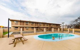 Oyo Hotel San Antonio Lackland Afb Seaworld Hwy 90 W Exterior photo