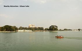Collection O Premium Eden Au Lac Near Sri Someshwara Swami Temple Bengaluru Exterior photo